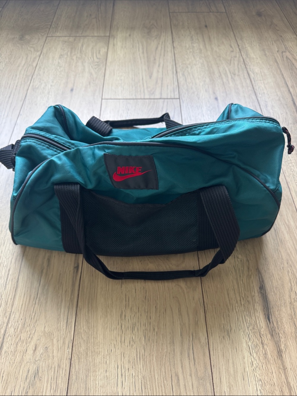 Vintage Nike Small Duffel Bag Green Black Red Long Strap Handles Full Zip